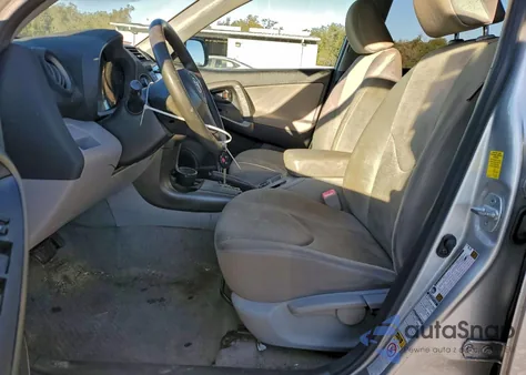 2010 Toyota Rav4 z USA, uszkodzony, nr VIN JTMBF4DV2AD024671